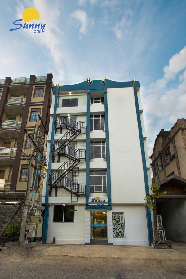 Hotel Sunny Mandalay Esterno foto
