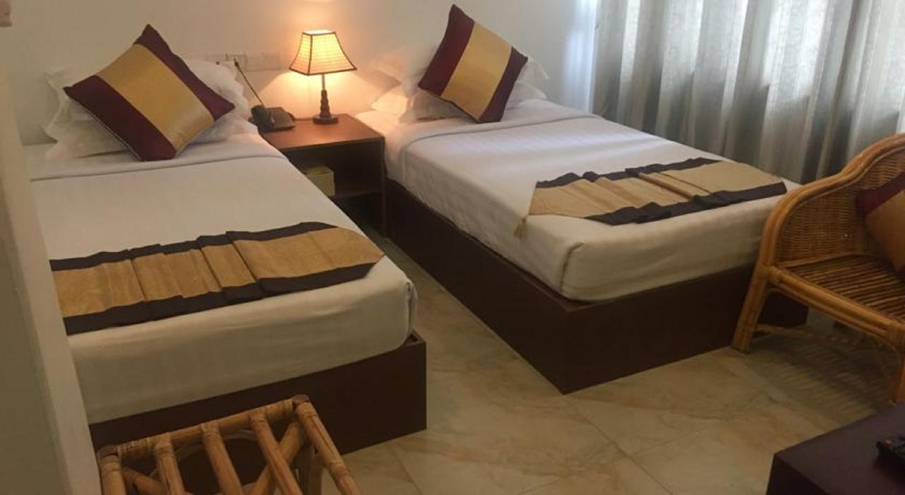 Hotel Sunny Mandalay Esterno foto