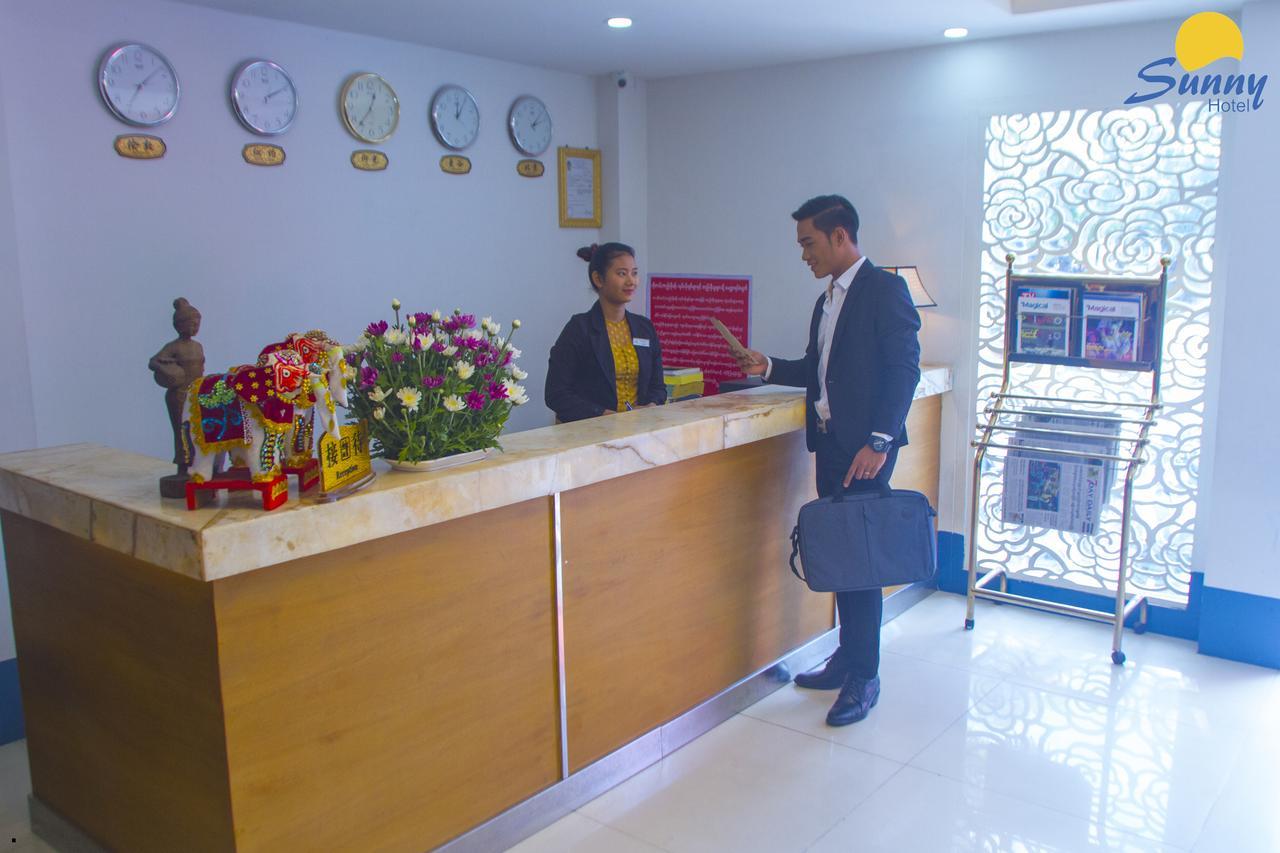Hotel Sunny Mandalay Esterno foto