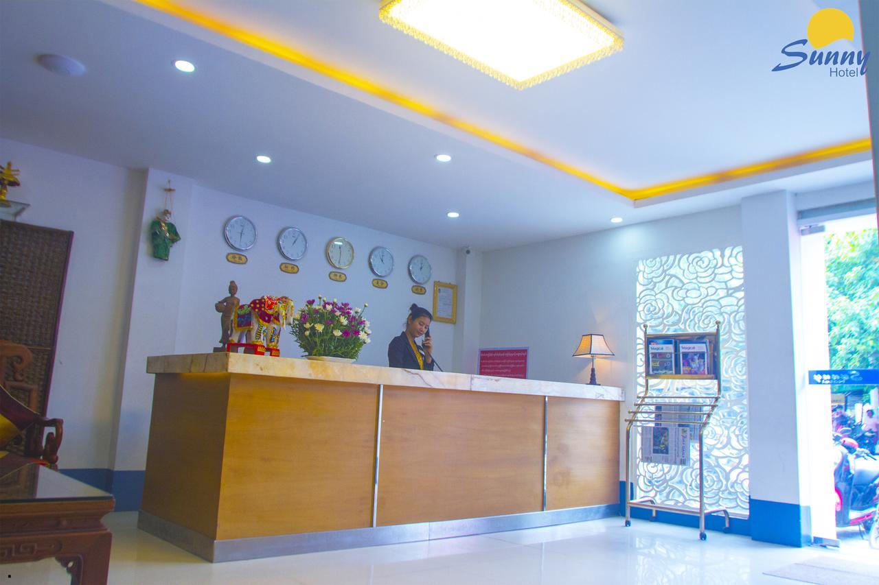 Hotel Sunny Mandalay Esterno foto
