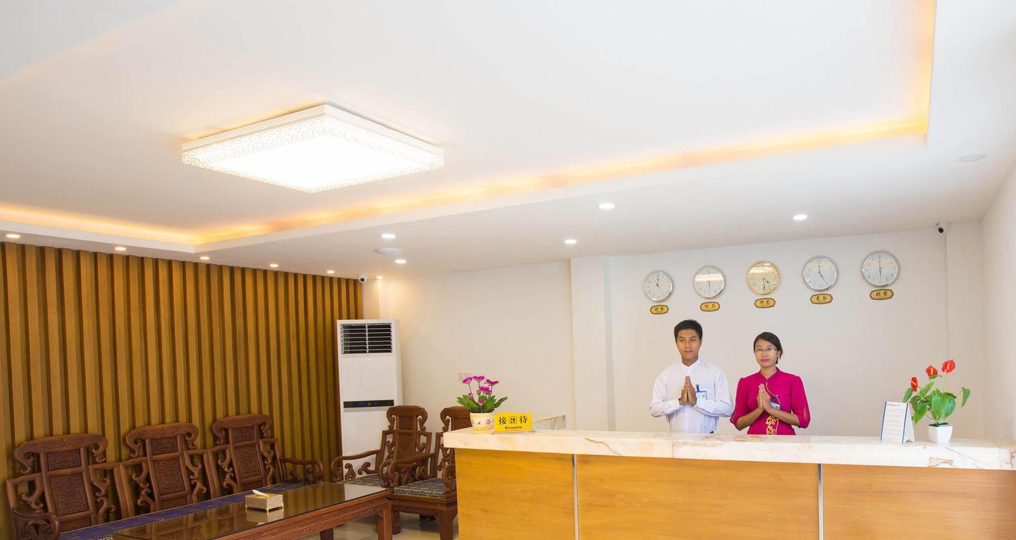Hotel Sunny Mandalay Esterno foto